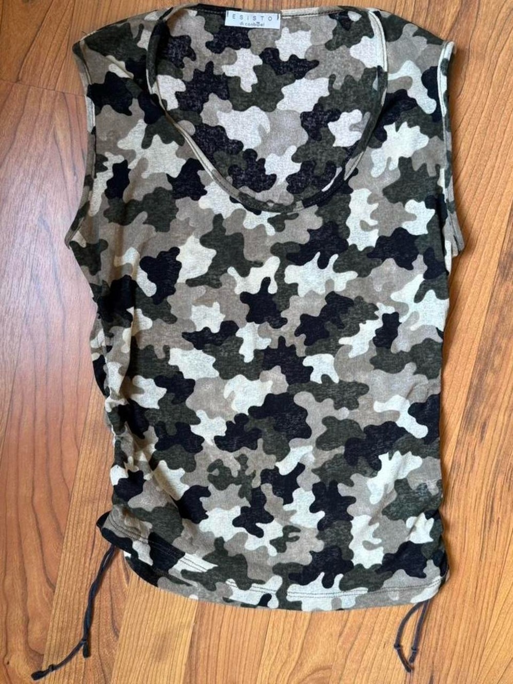 ESISTO‎ Camouflage Sleeveless Drawstring Top - Green Camo